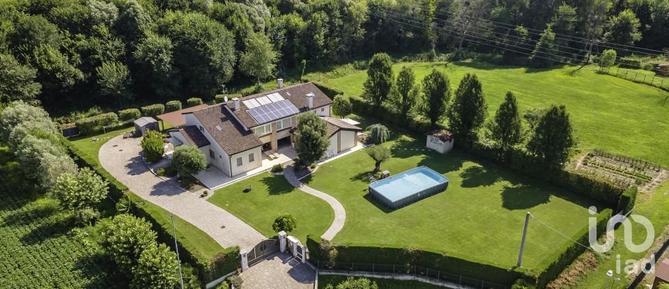 Casale 11 locali di 337 m² in San Giorgio in Bosco (35010)