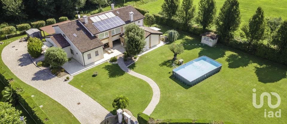 Casale 11 locali di 337 m² in San Giorgio in Bosco (35010)