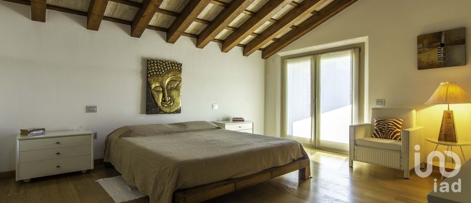 Casale 11 locali di 337 m² in San Giorgio in Bosco (35010)