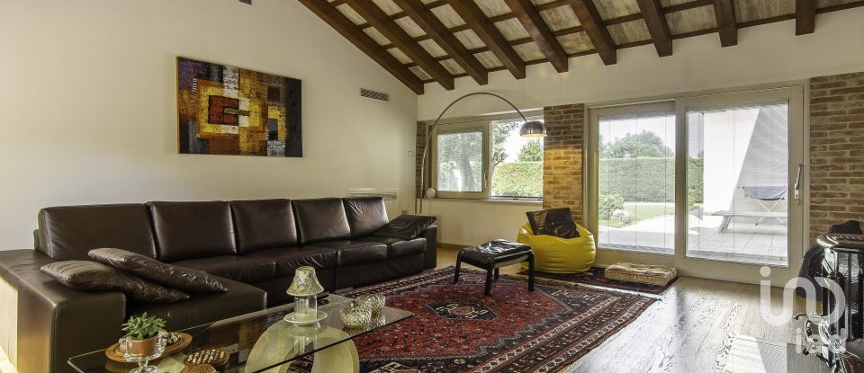 Casale 11 locali di 337 m² in San Giorgio in Bosco (35010)