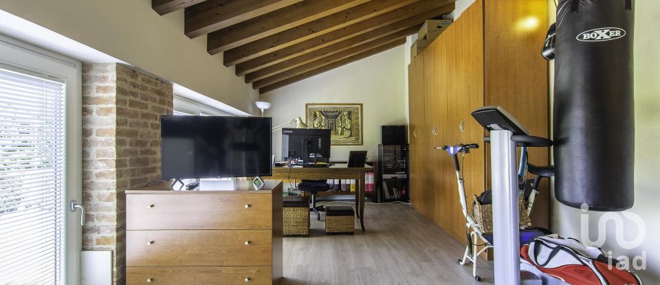 Casale 11 locali di 337 m² in San Giorgio in Bosco (35010)