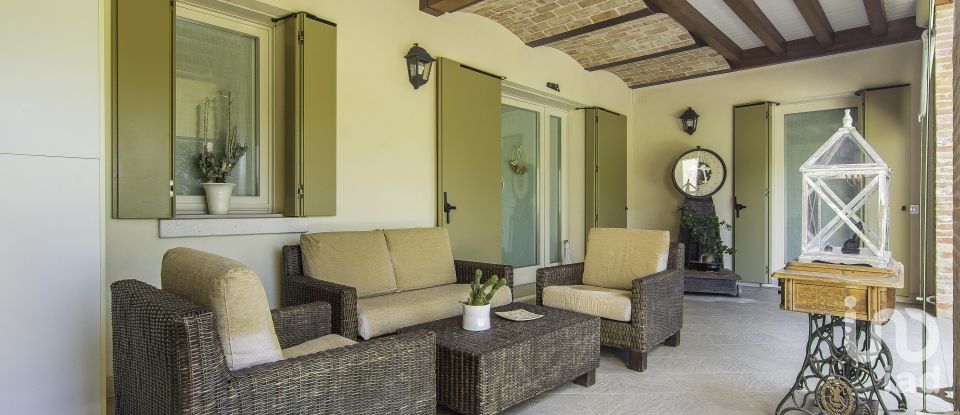 Casale 11 locali di 337 m² in San Giorgio in Bosco (35010)