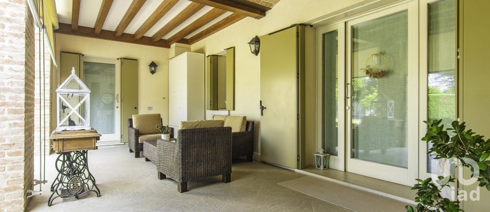 Casale 11 locali di 337 m² in San Giorgio in Bosco (35010)