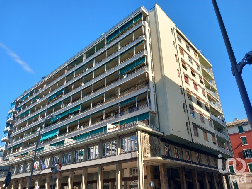 Four-room apartment of 108 m² in Savona (17100)