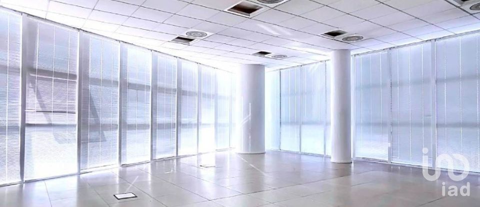 Building of 4,100 m² in Curtatone (46010)