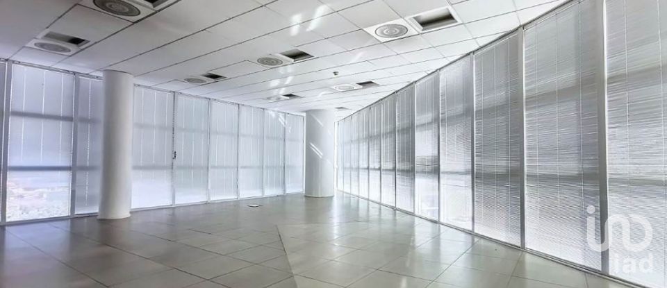 Building of 4,100 m² in Curtatone (46010)