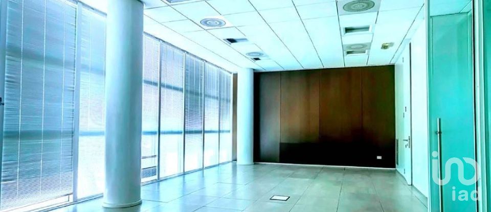 Building of 4,100 m² in Curtatone (46010)