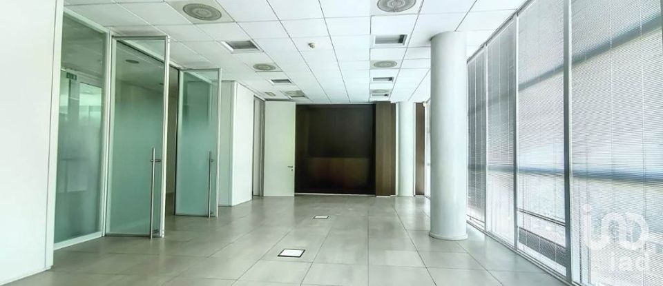 Building of 4,100 m² in Curtatone (46010)