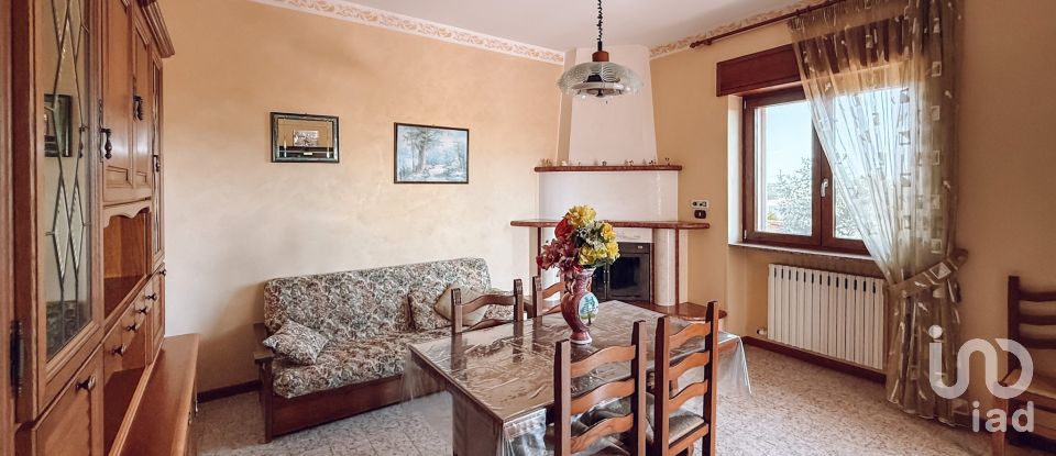 Farm 17 rooms of 511 m² in Martina Franca (74015)