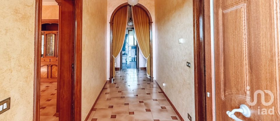 Farm 17 rooms of 511 m² in Martina Franca (74015)