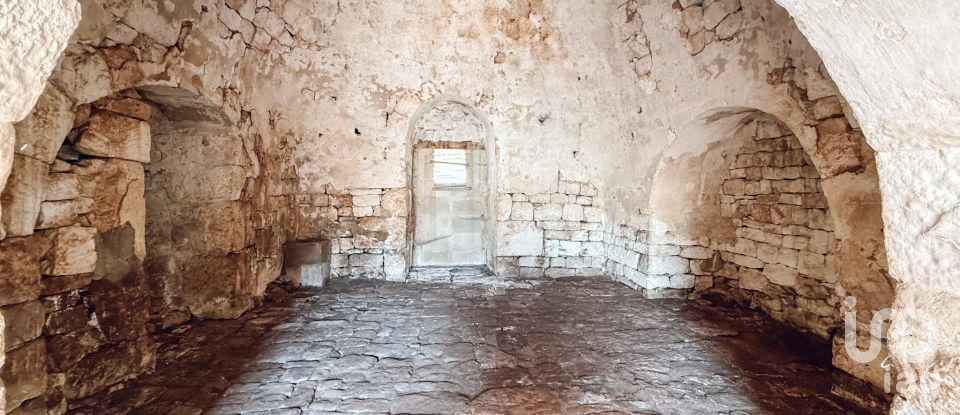 Farm 17 rooms of 511 m² in Martina Franca (74015)