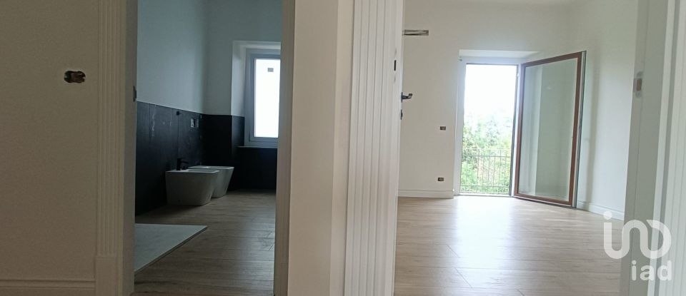 Two-room apartment of 50 m² in Venaria Reale (10078)