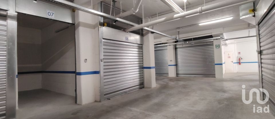 Posto auto di 13 m² in Roma (00141)