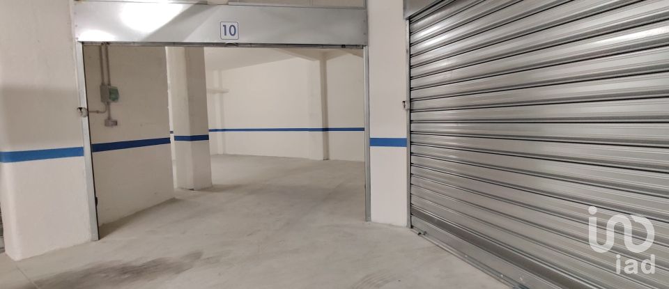 Posto auto di 13 m² in Roma (00141)