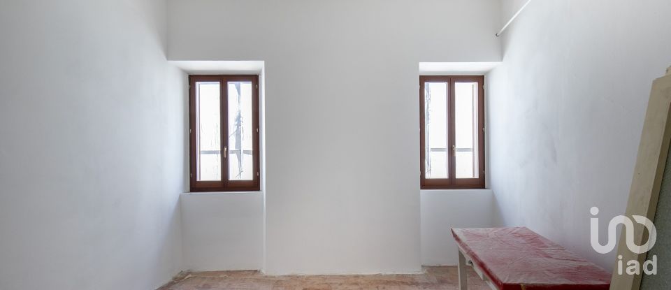 Casa di paese 8 locali di 238 m² in Mogliano (62010)