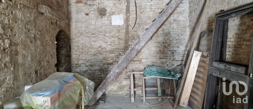 Casa di paese 8 locali di 238 m² in Mogliano (62010)