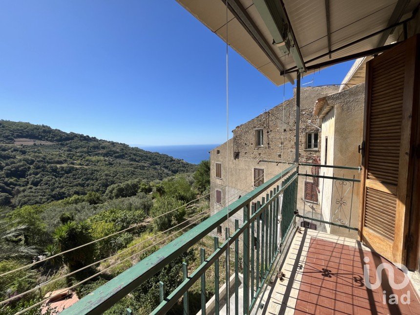 Appartamento 5 locali di 50 m² a - (87030)