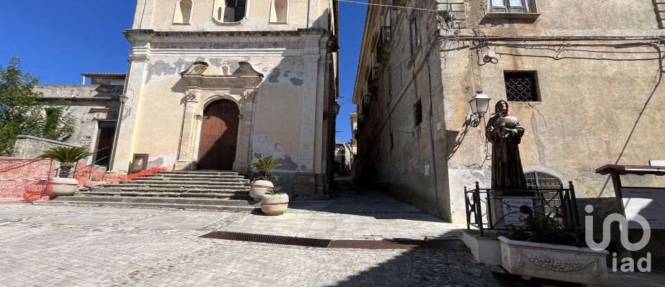 Appartamento 5 locali di 50 m² a - (87030)