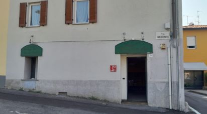Negozio / locale commerciale di 72 m² in Calolziocorte (23801)