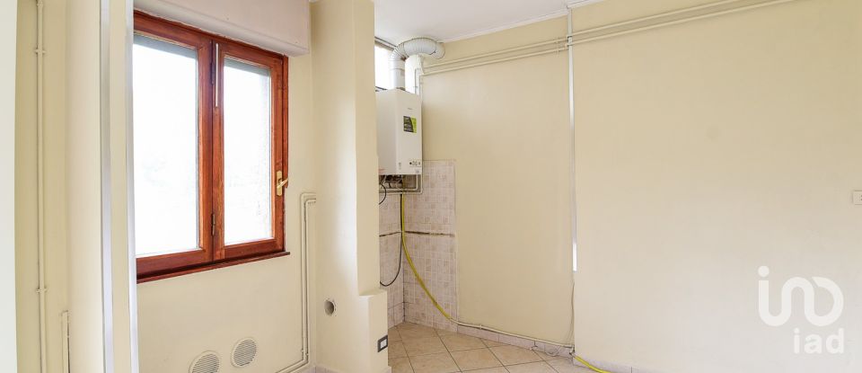 Three-room apartment of 82 m² in Besana in Brianza (20842)