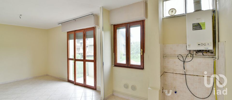 Three-room apartment of 82 m² in Besana in Brianza (20842)
