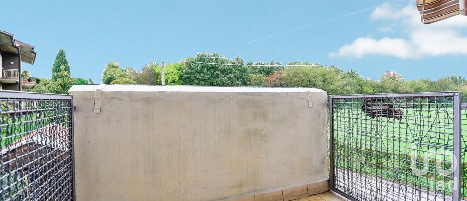 Three-room apartment of 82 m² in Besana in Brianza (20842)