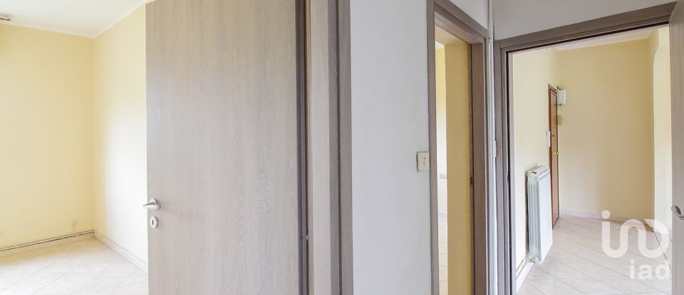 Three-room apartment of 82 m² in Besana in Brianza (20842)