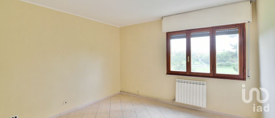 Three-room apartment of 82 m² in Besana in Brianza (20842)