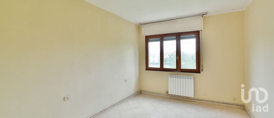 Three-room apartment of 82 m² in Besana in Brianza (20842)