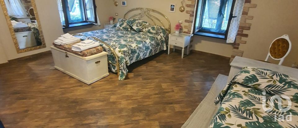 Villa Bifamiliare 7 locali di 180 m² a Santa Margherita Ligure (16038)