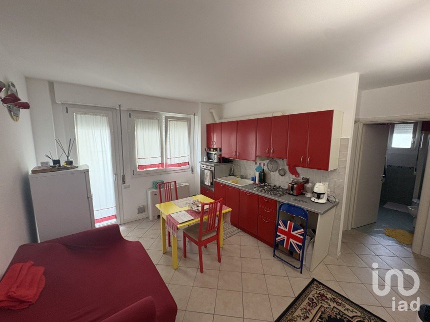 Bilocale di 33 m² a Firenze (50141)