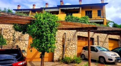 Appartamento 6 locali di 70 m² a Calenzano (50041)