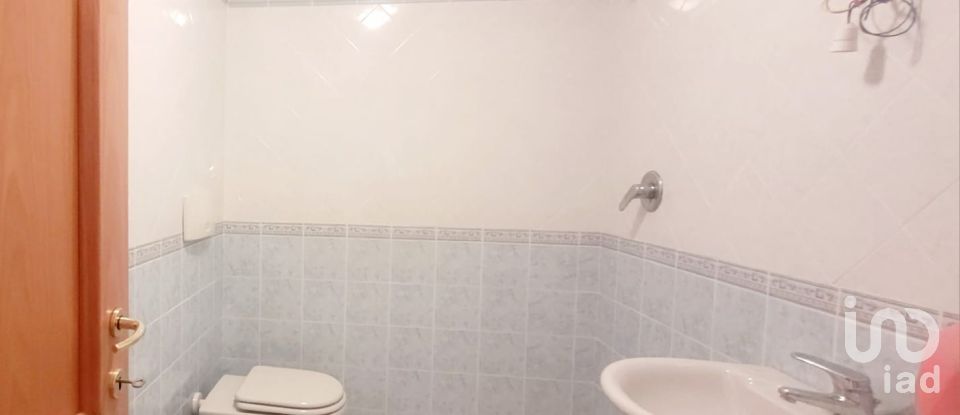 Apartment 6 rooms of 70 m² in Calenzano (50041)