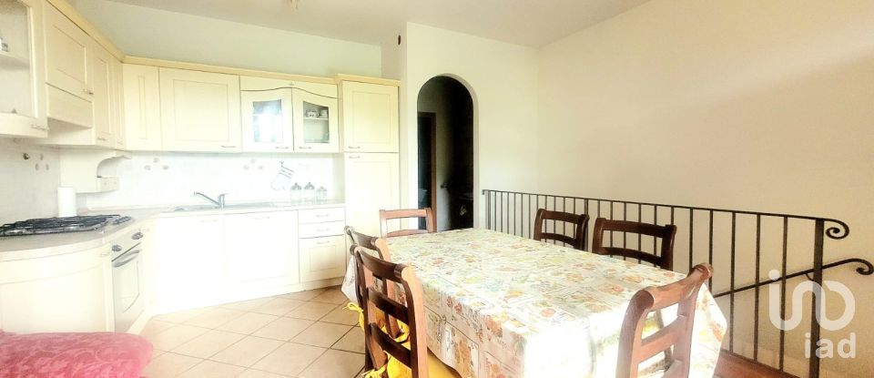 Apartment 6 rooms of 70 m² in Calenzano (50041)