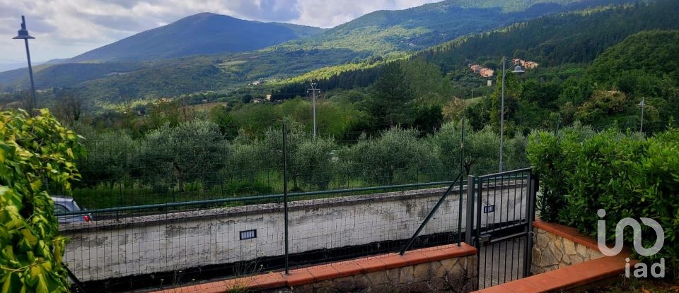 Apartment 6 rooms of 70 m² in Calenzano (50041)