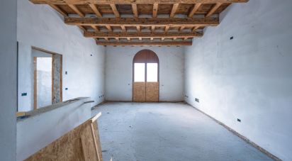 Appartamento 6 locali di 226 m² a Massa Fiscaglia (44025)