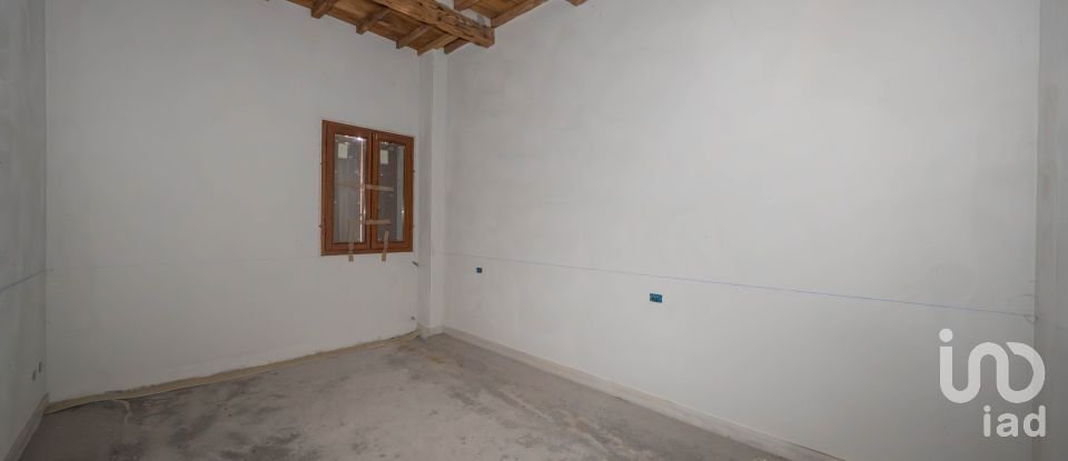 Appartamento 6 locali di 226 m² a Massa Fiscaglia (44025)
