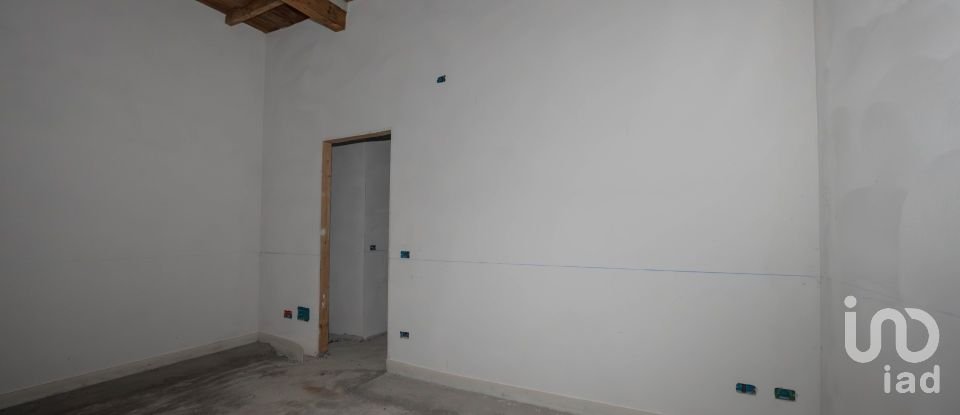 Appartamento 6 locali di 226 m² a Massa Fiscaglia (44025)