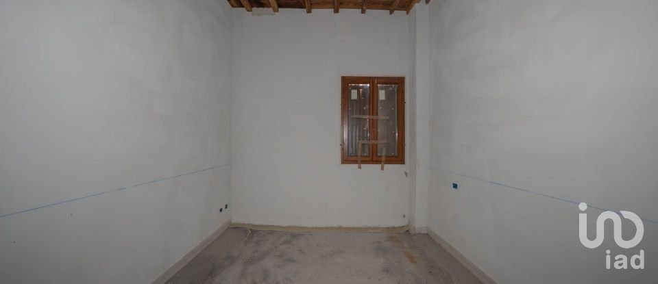 Appartamento 6 locali di 226 m² a Massa Fiscaglia (44025)