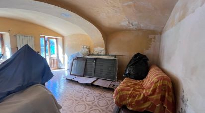 Rustico 4 locali di 400 m² in San Benigno Canavese (10080)