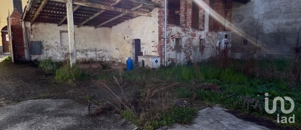 Rustico 4 locali di 400 m² in San Benigno Canavese (10080)