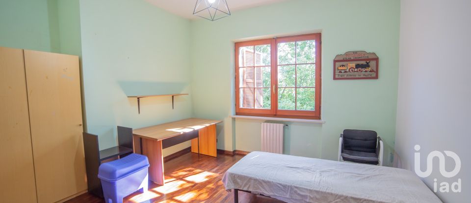 Casa indipendente 12 locali di 310 m² in Senigallia (60019)