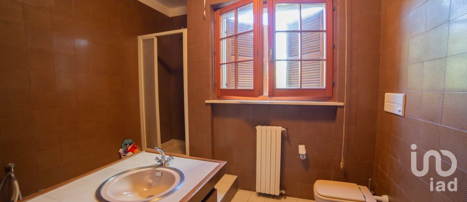 Casa indipendente 12 locali di 310 m² in Senigallia (60019)