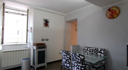 Appartamento 5 locali di 95 m² a Genova (16162)
