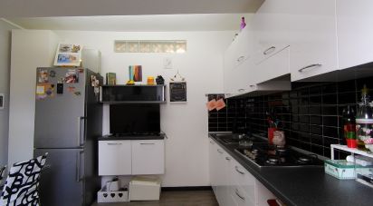 Appartamento 5 locali di 95 m² a Genova (16162)