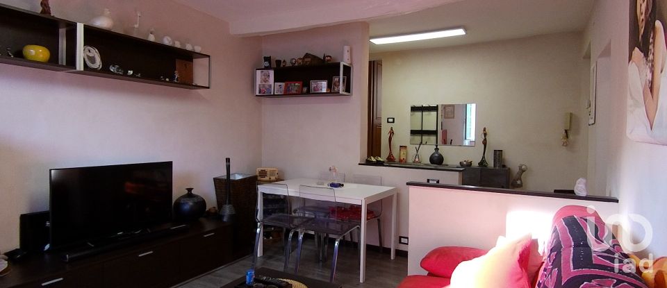 Appartamento 5 locali di 95 m² a Genova (16162)
