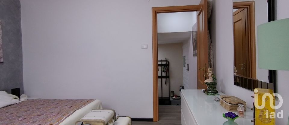 Appartamento 5 locali di 95 m² a Genova (16162)