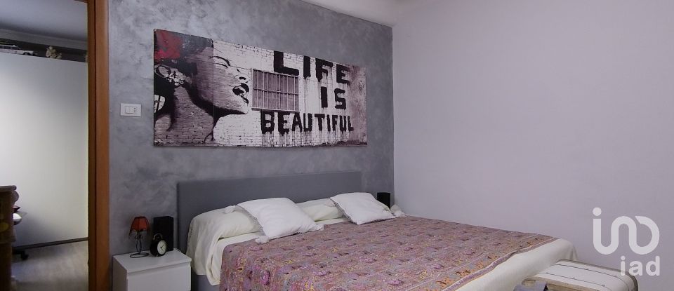 Appartamento 5 locali di 95 m² a Genova (16162)