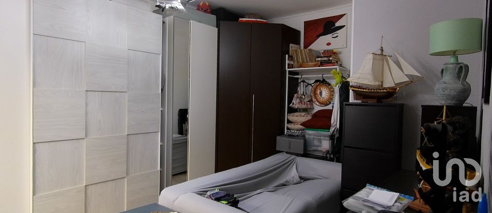 Appartamento 5 locali di 95 m² a Genova (16162)