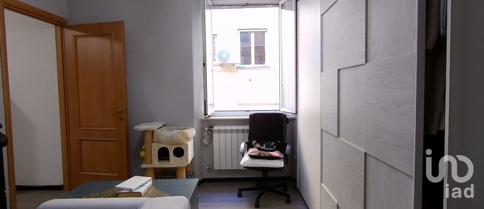 Appartamento 5 locali di 95 m² a Genova (16162)